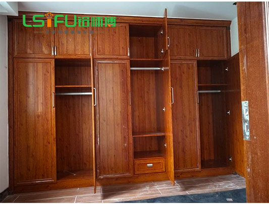 鋁師傅全鋁衣柜定制裝修效果圖