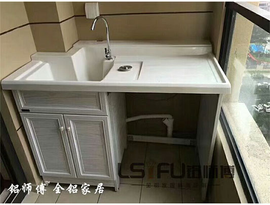 鋁師傅全鋁家居浴室柜效果圖
