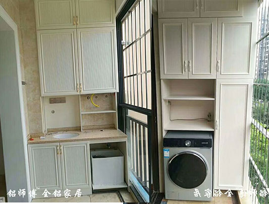 鋁師傅陽臺(tái)全鋁洗衣機(jī)浴室柜裝修效果圖 鋁師傅陽臺(tái)全鋁洗衣機(jī)浴室柜裝修效果圖