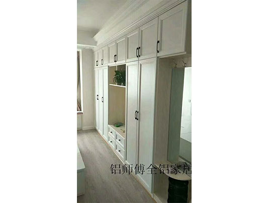 鋁師傅全鋁衣柜定做裝修效果圖 鋁師傅全鋁衣柜定做裝修效果圖