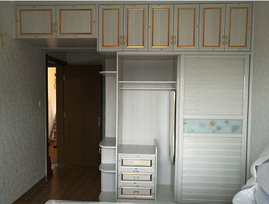 碧桂園華府移門推拉全鋁衣柜定制裝修效果圖