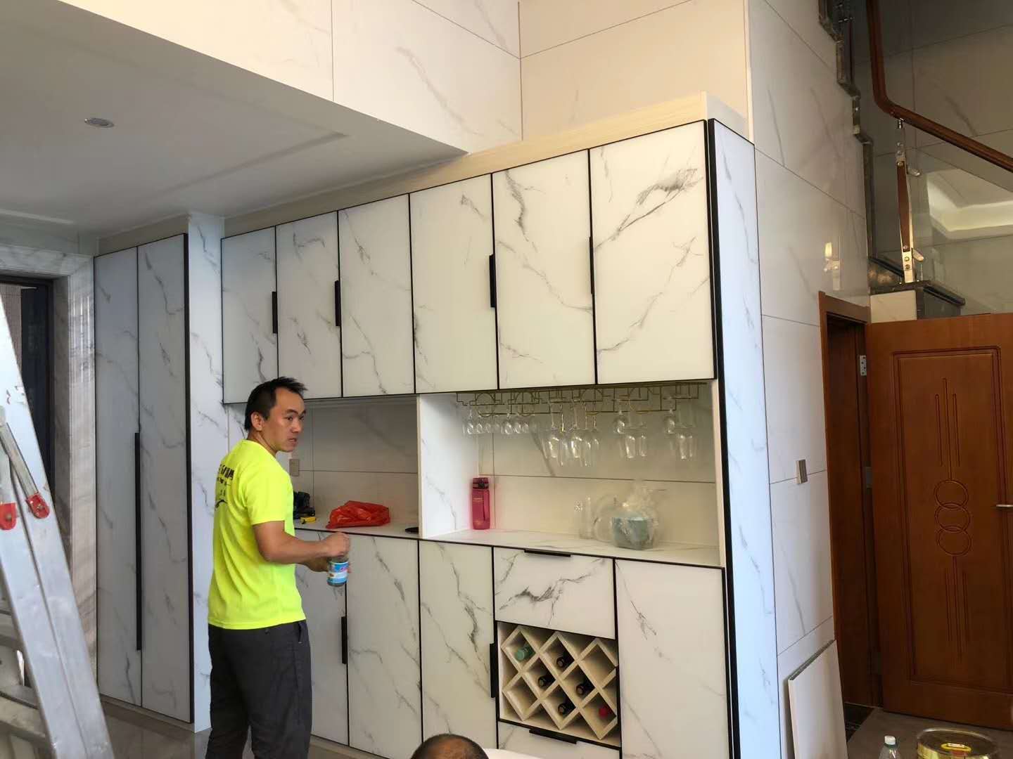 定制全鋁餐邊柜的色彩搭配，建議收藏！