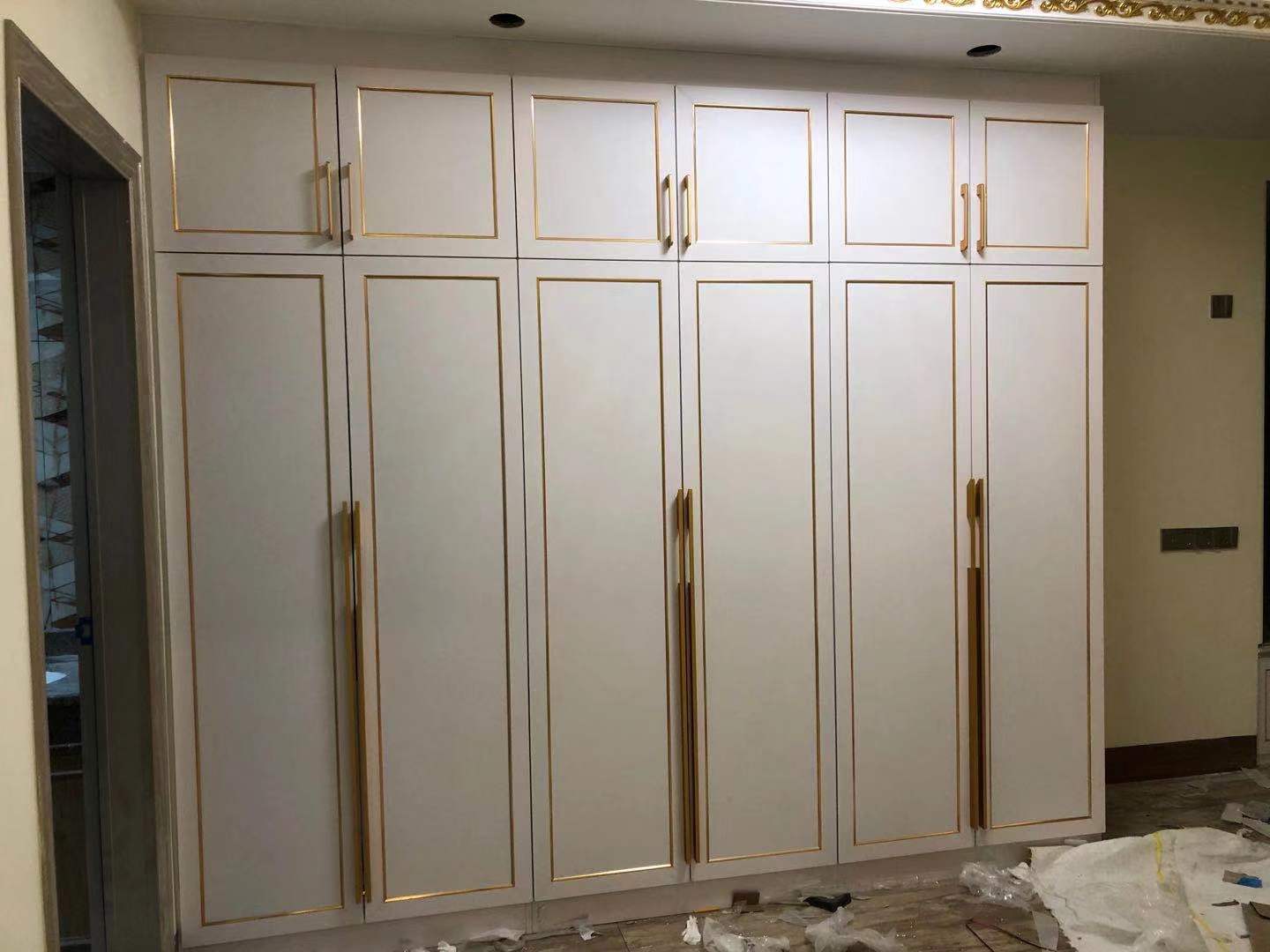 這樣的全鋁衣柜好好看呀，我家也要裝！