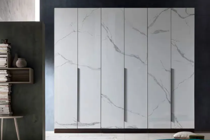 全鋁衣柜要不要做到頂？